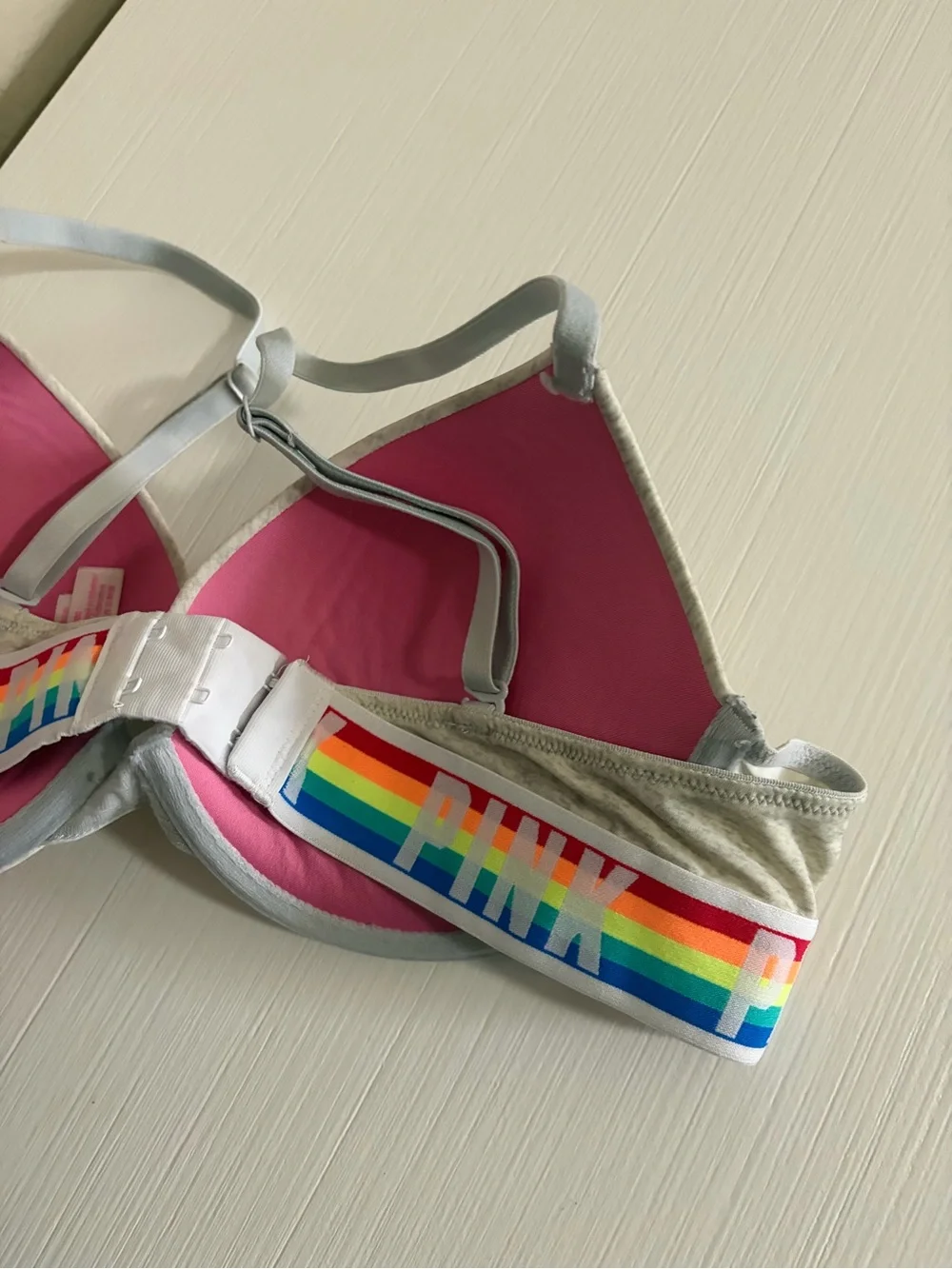 🌈🎀PINK VS Heather Gray Molded Push Up T-Shirt Bra & Rainbow Band🌈🎀